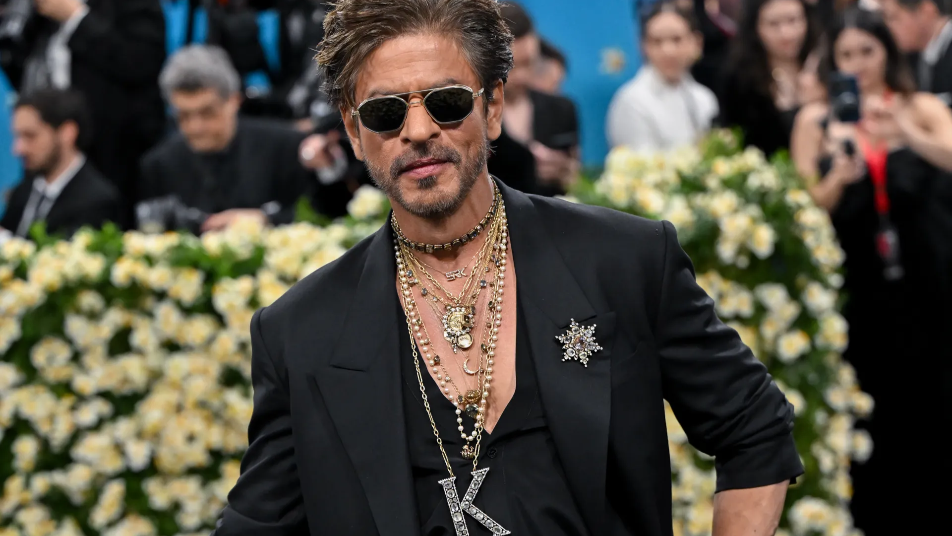 Celebrities and luxury watches featuring Daniel Craig, Shah Rukh Khan, Deepika Padukone, Ryan Reynolds, Brad Pitt and Nicole Kidman